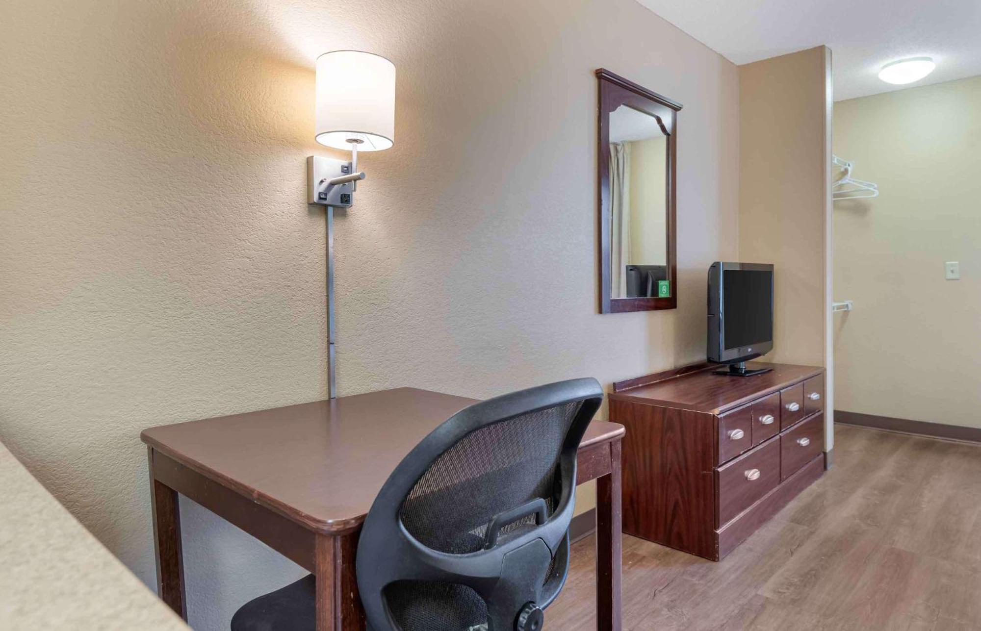 Extended Stay America Suites - Oakland - Emeryville Bagian luar foto