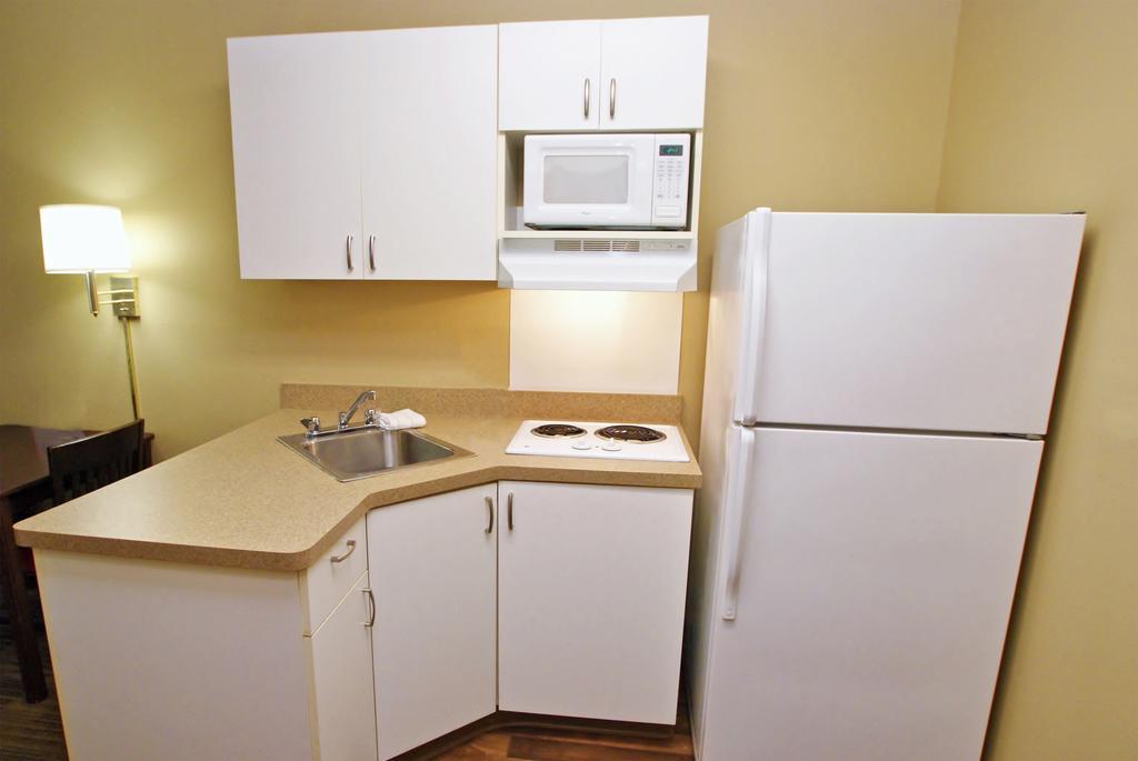 Extended Stay America Suites - Oakland - Emeryville Bagian luar foto