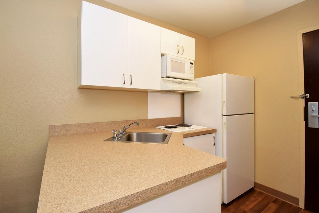Extended Stay America Suites - Oakland - Emeryville Bagian luar foto